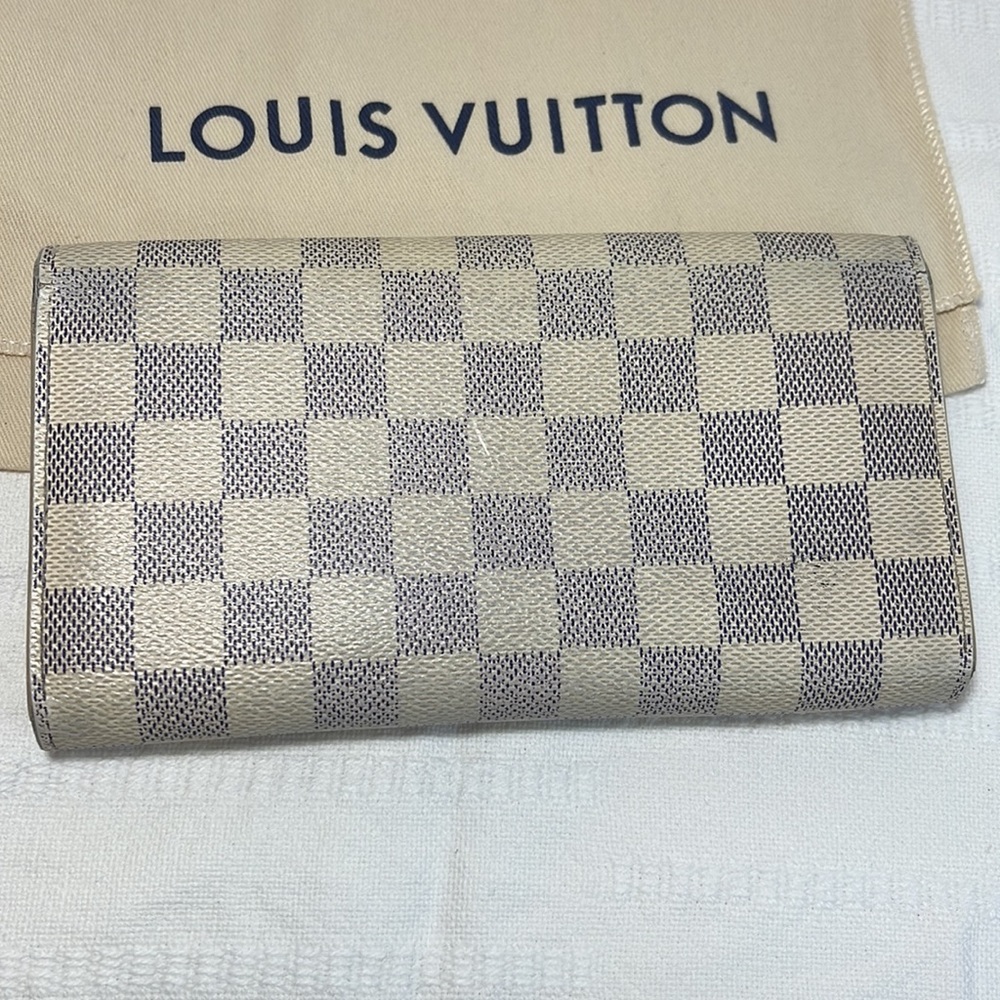 AUTHENTIC LV damier azur wallet (Sarah) - Picture 3 of 12